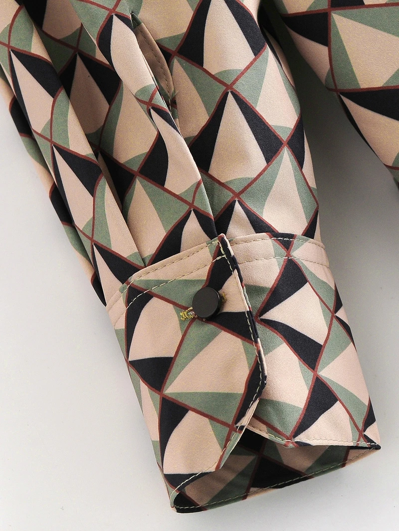 Women Long Sleeve Shirt Autumn 2020 New Clothing Geometric Prints Top Modern Girl Loose Blouse
Women Long Sleeve Shirt Autumn 2020 New Clothing Geometric Prints Top Modern Girl Loose Blouse