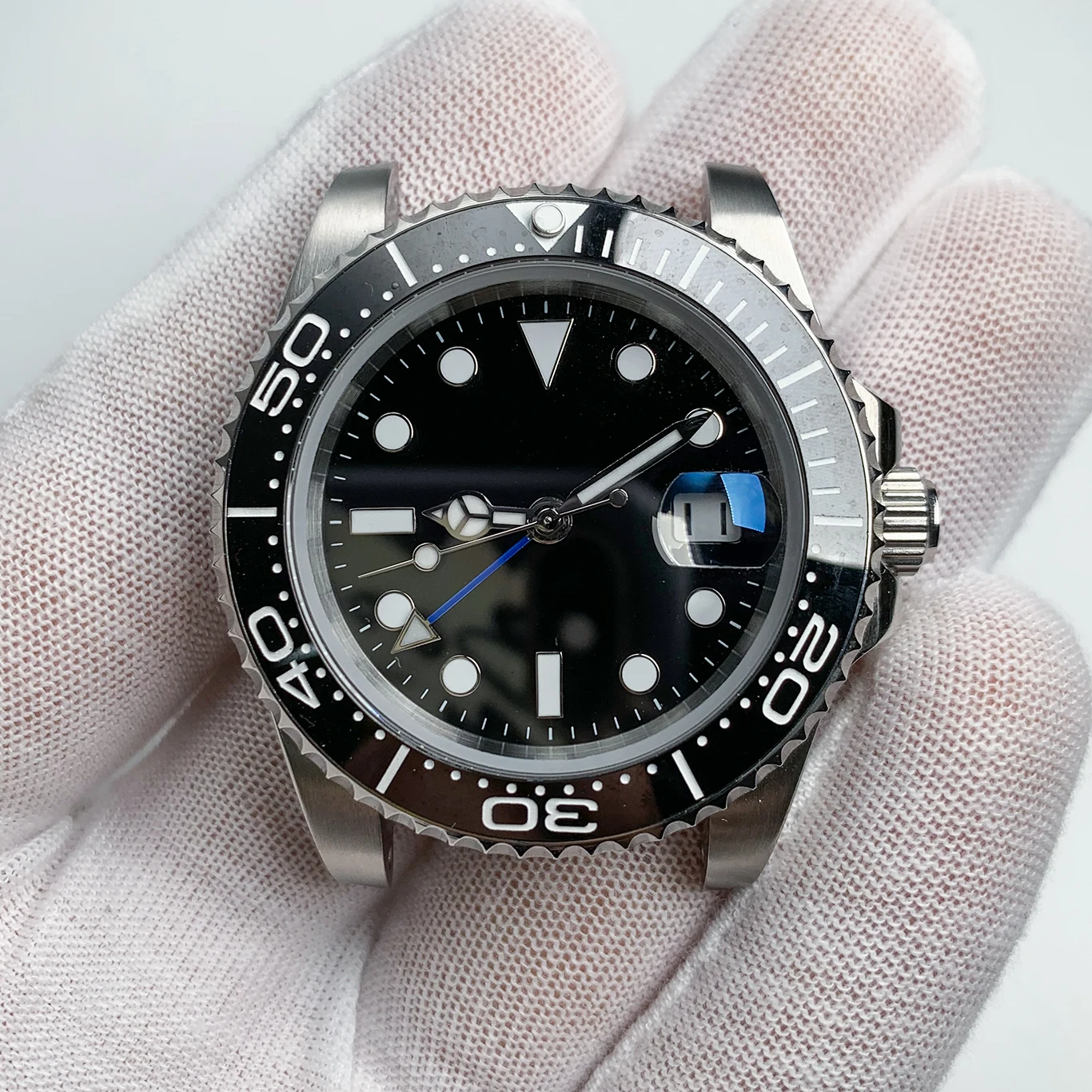 DG3804 GMT Movement Watch Mechanical 40mm Automatic Waterproof Luminous Sapphire Crystal Stainless Steel Case Men's Watch Mod
DG3804 GMT Movement Watch Mechanical 40mm Automatic Waterproof Luminous Sapphire Crystal Stainless Steel Case Men's Watch Mod