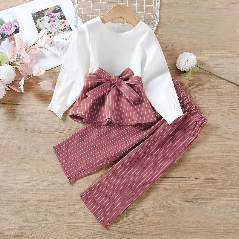 Spring and Autumn Fashion Girls Baby Clothes Bowknot Patchwork T-shirt Striped Tops Pants Two-piece Toddler Children's Set
Spring and Autumn Fashion Girls Baby Clothes Bowknot Patchwork T-shirt Striped Tops Pants Two-piece Toddler Children's Set