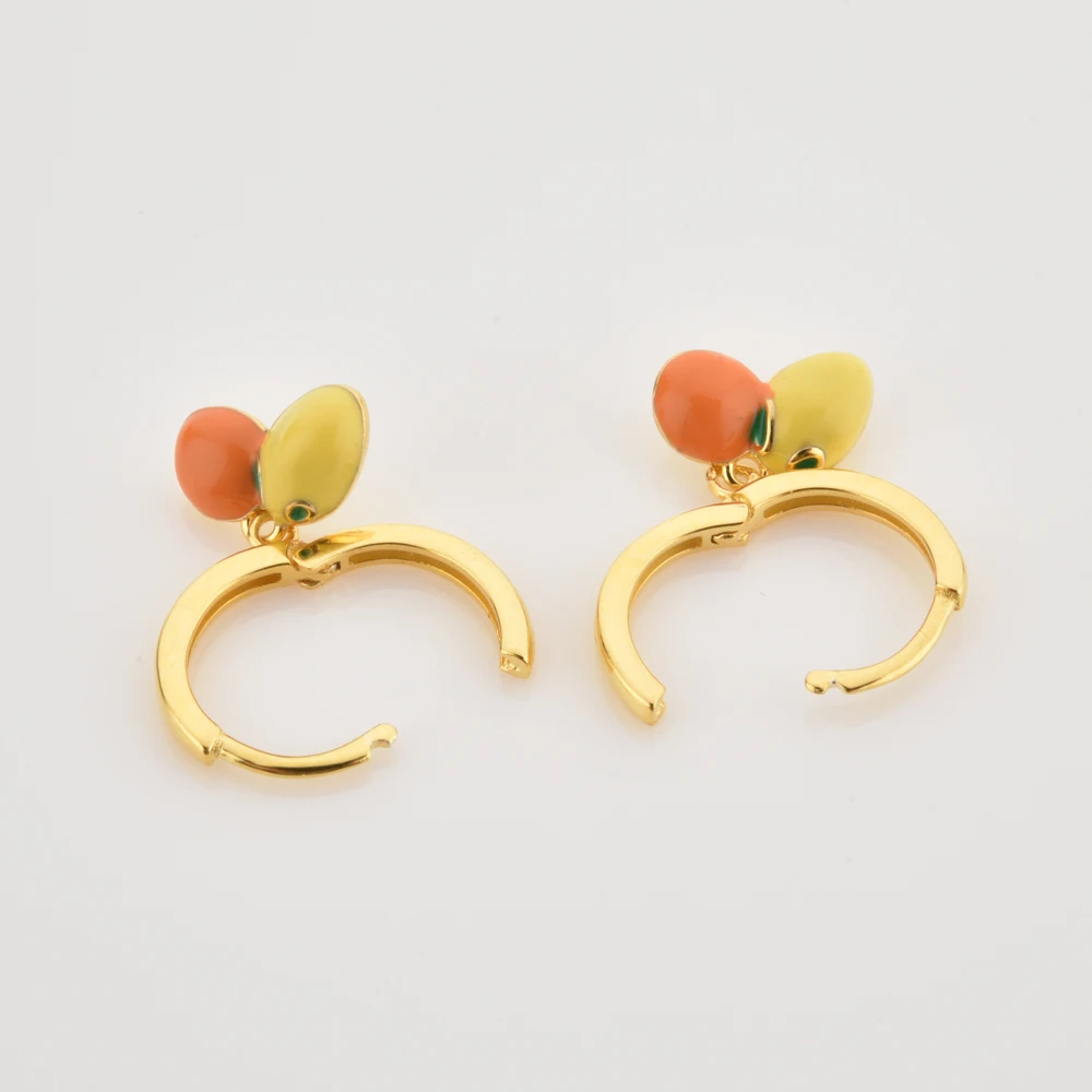 ANDYWEN 2021 925 Sterling Silver Gold Fruits Aros Naranja y Limon Drop Earring Rojo Cereza Circle Pendientes Jewelry Gift
ANDYWEN 2021 925 Sterling Silver Gold Fruits Aros Naranja y Limon Drop Earring Rojo Cereza Circle Pendientes Jewelry Gift