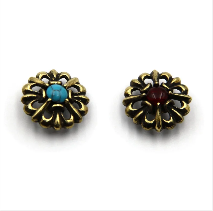 Soild латунные бирюзовые декоративные винты Conchos для кожаных изделий, кожаные кошельки, кожаная сумка
Soild латунные бирюзовые декоративные винты Conchos для кожаных изделий, кожаные кошельки, кожаная сумка