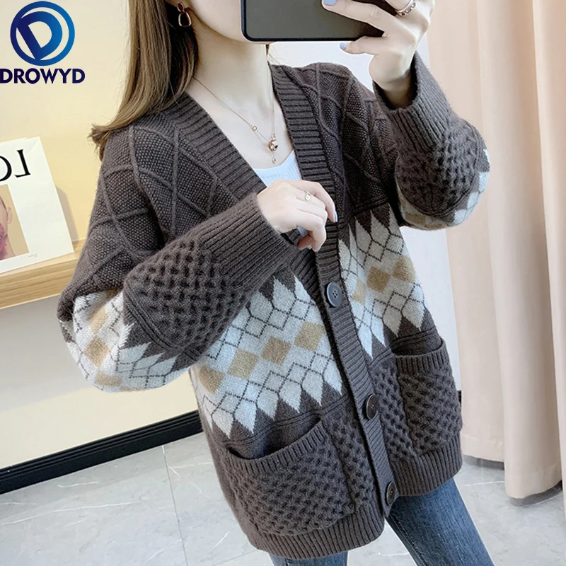 2021 Fashion Brown V-neck Loose Korean Autumn and Winter Cardigan Sweater Coat Women Mid-length Single-breasted Jacket Coat Top
2021 Fashion Brown V-neck Loose Korean Autumn and Winter Cardigan Sweater Coat Women Mid-length Single-breasted Jacket Coat Top