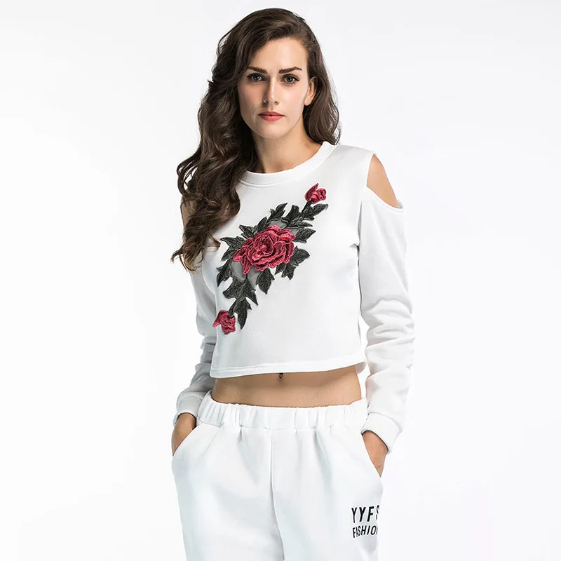 QNPQYX Autumn Women Short Sweatshirt Long Sleeve Off Shoulder Sexy Corp Top Floral Embroidery Hoodie Women Pullover Tracksuits
QNPQYX Autumn Women Short Sweatshirt Long Sleeve Off Shoulder Sexy Corp Top Floral Embroidery Hoodie Women Pullover Tracksuits