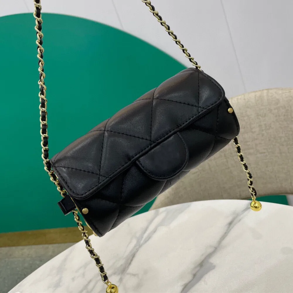 Женская сумка-мессенджер через плечо с цепочкой, простая модная нагрудная сумка, кошелек высокого качества, однотонная женская сумка
Женская сумка-мессенджер через плечо с цепочкой, простая модная нагрудная сумка, кошелек высокого качества, однотонная женская сумка