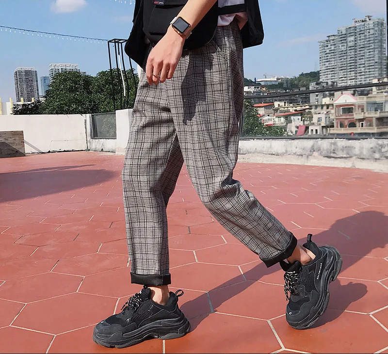 Streetwear Black Plaid Pants Men Joggers 2021 Mens Straight Harem Pants Men Korean Hip Hop Couples Trousers Plus Size
Streetwear Black Plaid Pants Men Joggers 2021 Mens Straight Harem Pants Men Korean Hip Hop Couples Trousers Plus Size