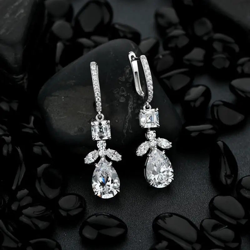 100% 925 Sterling 9*13mm Silver Water Drop Moissanite Gemstone Wedding Engagement Luxury Drop Dangle Earrings Fine Jewelry
100% 925 Sterling 9*13mm Silver Water Drop Moissanite Gemstone Wedding Engagement Luxury Drop Dangle Earrings Fine Jewelry