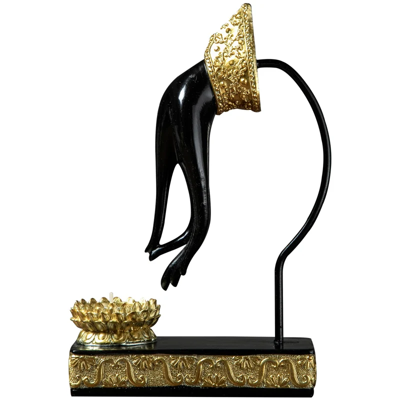 Southeast Asia Candle Holders Gold Candle Stand Holder Tea Light Holder Tealight Home Decor Centro De Mesa Living Room FC262
Southeast Asia Candle Holders Gold Candle Stand Holder Tea Light Holder Tealight Home Decor Centro De Mesa Living Room FC262