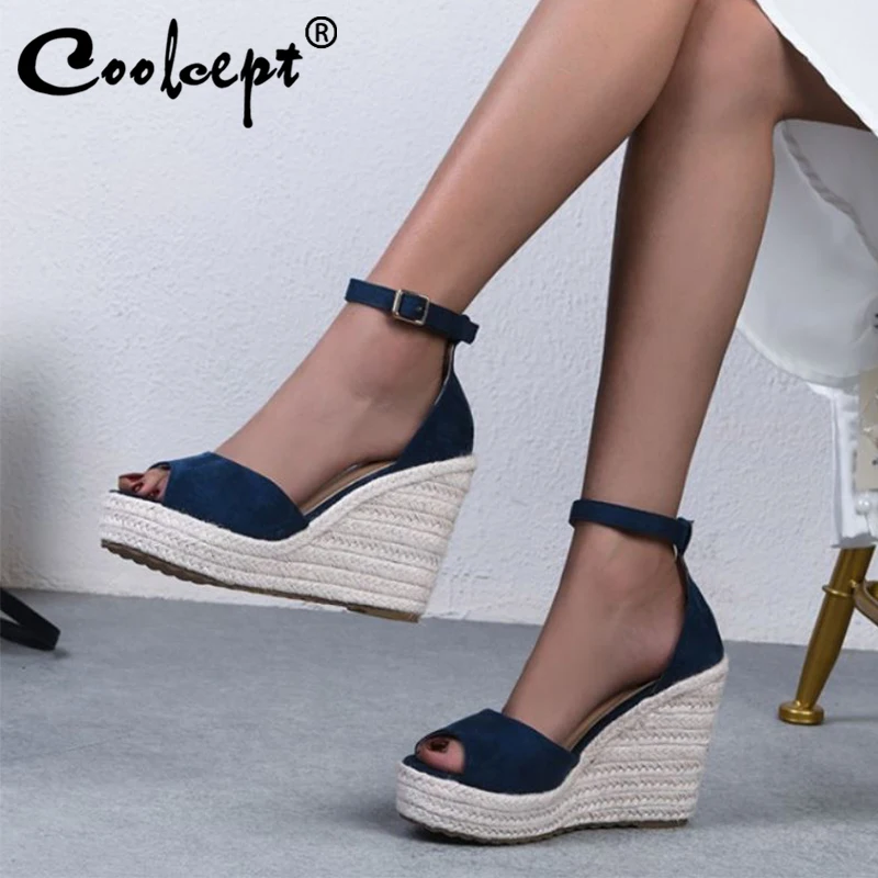 Женские босоножки CoolCept на высокой танкетке, модная летняя обувь с ремешком на щиколотке, обувь для отпуска, размеры 34-43
Женские босоножки CoolCept на высокой танкетке, модная летняя обувь с ремешком на щиколотке, обувь для отпуска, размеры 34-43
