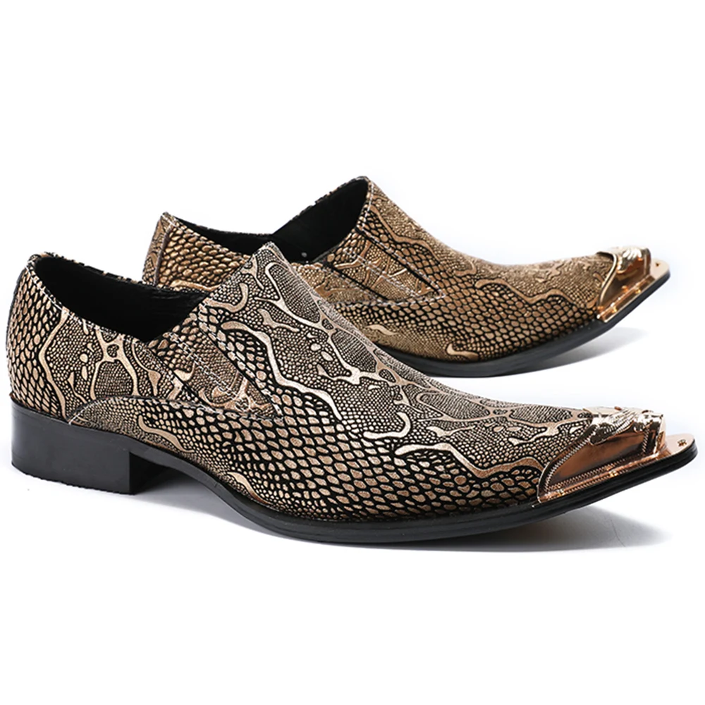 New private customized men's high-end leather shoes, British style metal pointed toe leather overshoes, snake print men's shoes
New private customized men's high-end leather shoes, British style metal pointed toe leather overshoes, snake print men's shoes