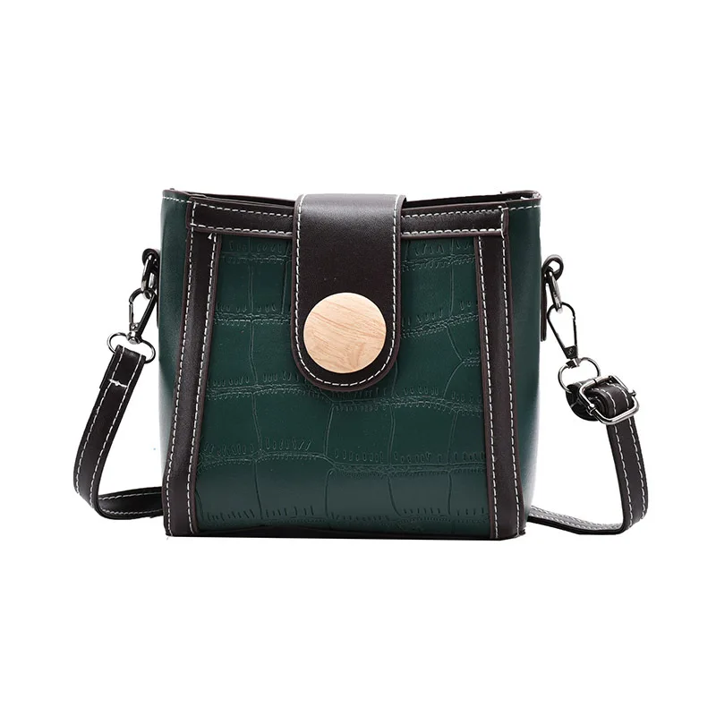 Net red retro autumn and winter new tide Joker shoulder slung bag casual fashion bucket bag
Net red retro autumn and winter new tide Joker shoulder slung bag casual fashion bucket bag