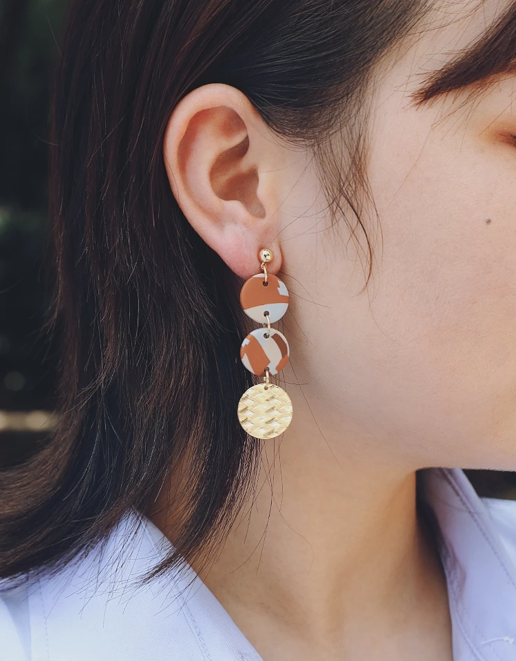 AMORCOME Multiple Handmade Polymer Clay Drop Earrings for Women Gold Foil Geometric Metal Clay Unusual Dangle Earrings Jewelry
AMORCOME Multiple Handmade Polymer Clay Drop Earrings for Women Gold Foil Geometric Metal Clay Unusual Dangle Earrings Jewelry