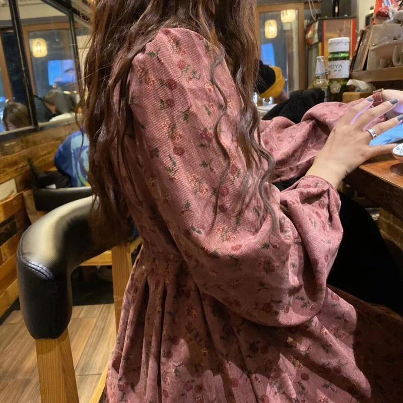 Vintage French Corduroy Floral Long Dresses For Women Fashion Slim Sweet Plus Size Clothing Elegant Office Long Sleeve Red Dress
Vintage French Corduroy Floral Long Dresses For Women Fashion Slim Sweet Plus Size Clothing Elegant Office Long Sleeve Red Dress