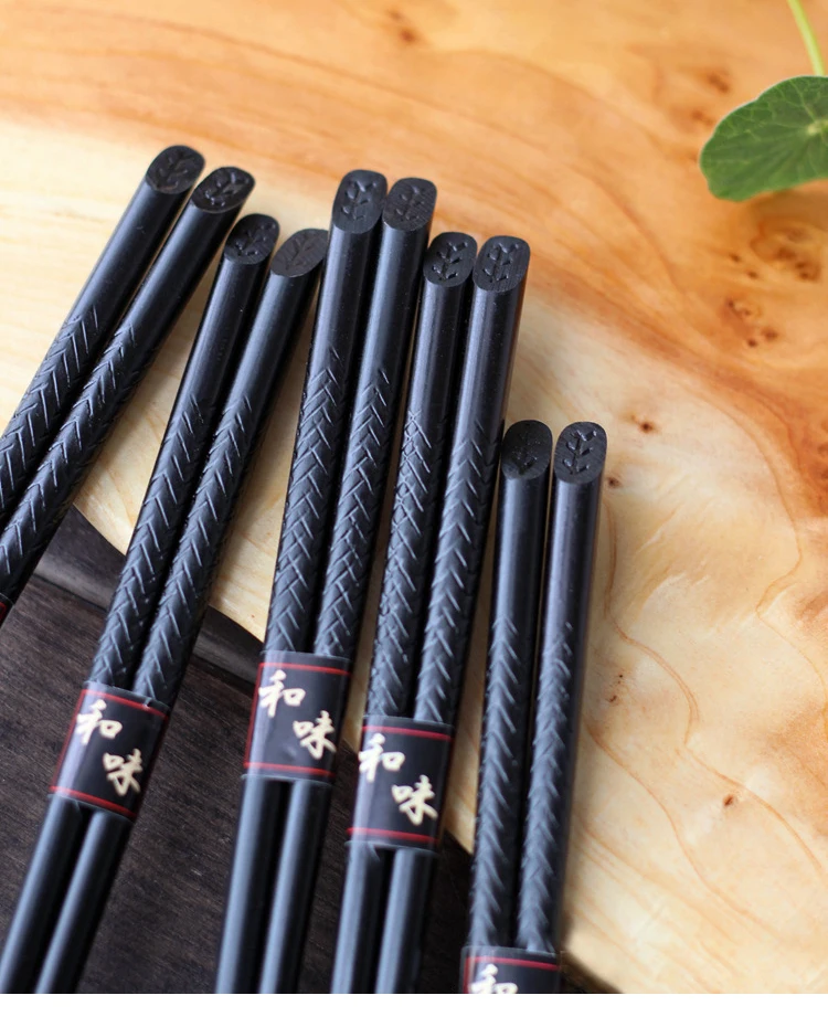 Japanese Style Chopsticks Set Wooden Hotel Restaurant Kitchenware Chopsticks Vintage Fashion Palillos Tableware DI50KZ
Japanese Style Chopsticks Set Wooden Hotel Restaurant Kitchenware Chopsticks Vintage Fashion Palillos Tableware DI50KZ