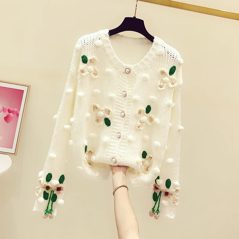 Heavy industry ball ball strawberry embroidery round neck long sleeve cardigan women's autumn and winter 2021 new casual sweater
Heavy industry ball ball strawberry embroidery round neck long sleeve cardigan women's autumn and winter 2021 new casual sweater