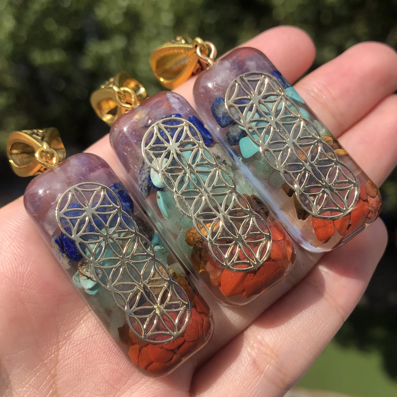 Retro Reiki Healing Colorful Chips Stone Natural 7 Chakra Orgone Energy Pendant Necklace Pendulum Amulet Orgonite
Retro Reiki Healing Colorful Chips Stone Natural 7 Chakra Orgone Energy Pendant Necklace Pendulum Amulet Orgonite