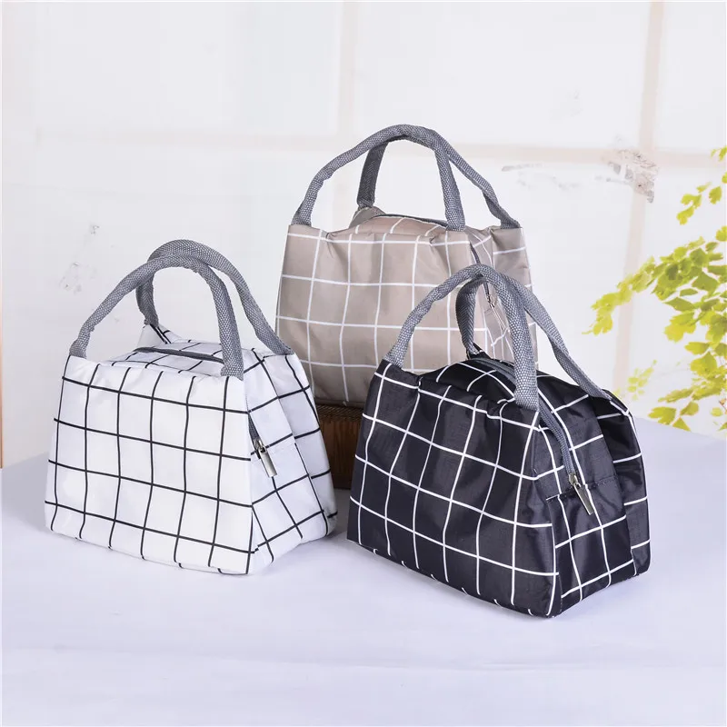 Black White Lattice Portable Insulated Oxford Lunch Bags Thermal Picnic Lunch Bags For Women Kids Functional Cooler Lunch Box
Black White Lattice Portable Insulated Oxford Lunch Bags Thermal Picnic Lunch Bags For Women Kids Functional Cooler Lunch Box