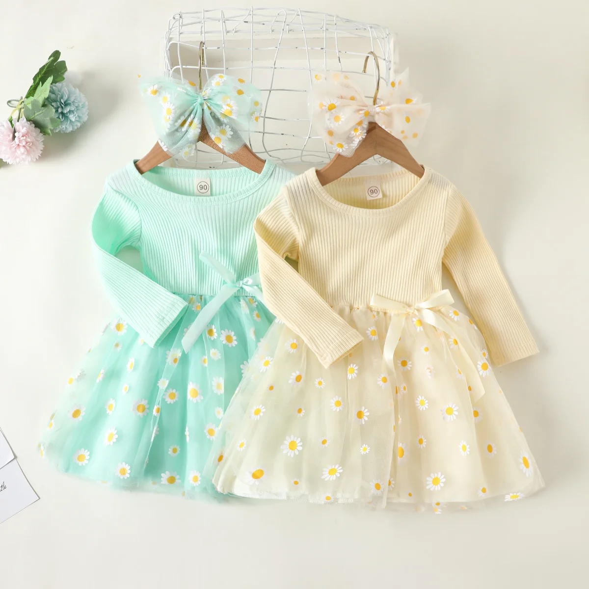 Focusnorm - women's autumn and winter dress, headdress, 2 pieces, 1-6 years old, sunflower print, lace, full knee skirt length
Focusnorm - women's autumn and winter dress, headdress, 2 pieces, 1-6 years old, sunflower print, lace, full knee skirt length