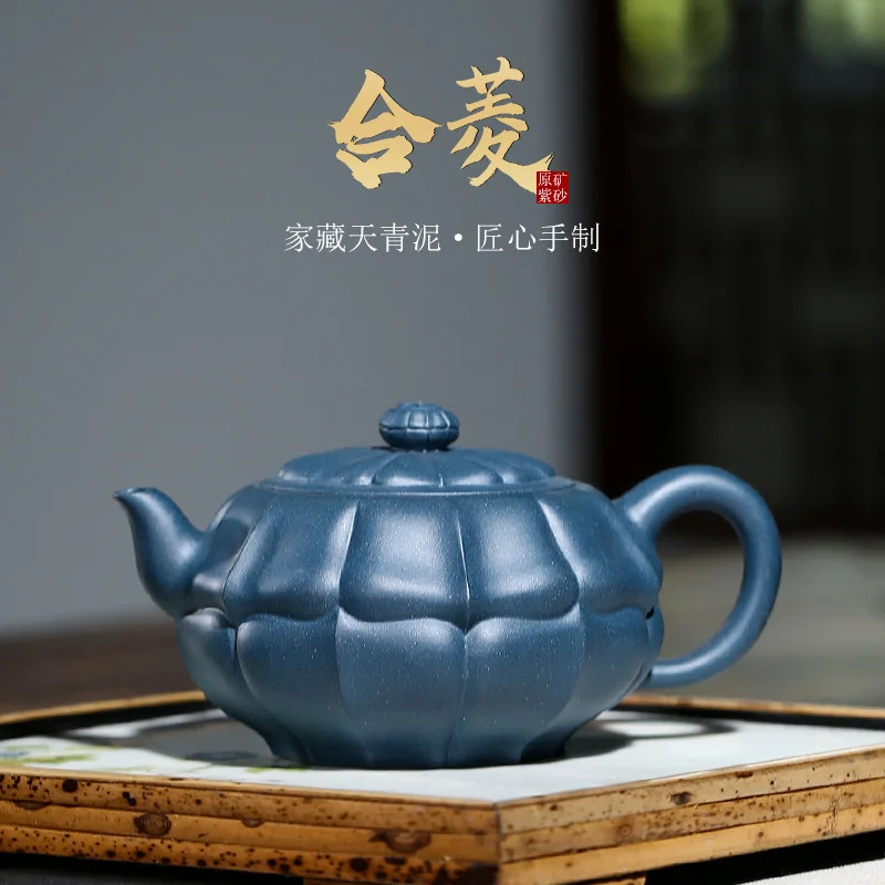 Yixing purple clay pot famous raw mine Tianqing mud combined with Linghu Kung Fu tea set tea pot origin goods
Yixing purple clay pot famous raw mine Tianqing mud combined with Linghu Kung Fu tea set tea pot origin goods