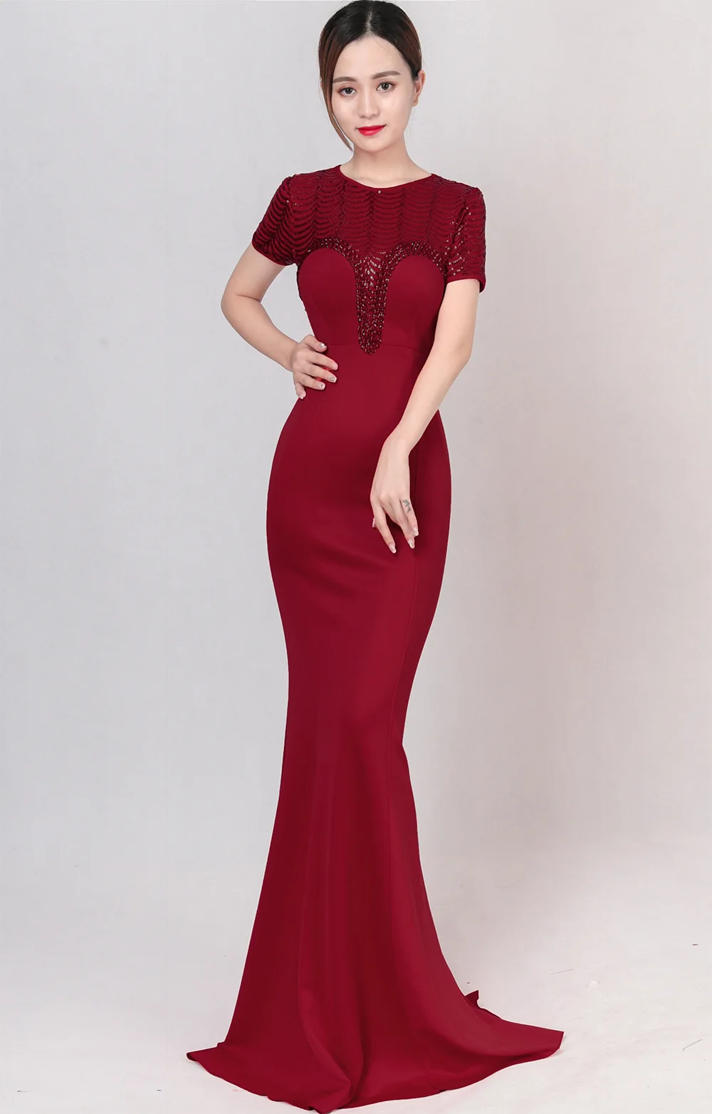 Luxury Silver Rhinestones Cap Sleeve Evening Dresses Long Mermaid Evening Gown Competition Formal Dress Robe De Soiree
Luxury Silver Rhinestones Cap Sleeve Evening Dresses Long Mermaid Evening Gown Competition Formal Dress Robe De Soiree