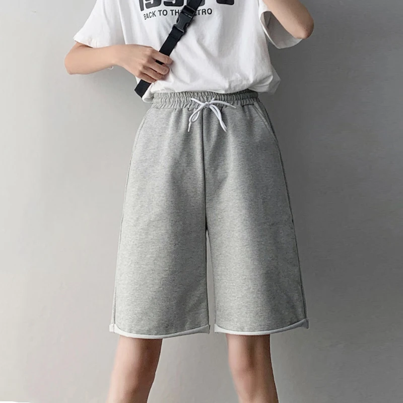 Short Trousers Drawstring Female Sports Shorts Wide Leg Shorts Women 2021 Summer Casual Fashion High Waist Loose Solid 
Short Trousers Drawstring Female Sports Shorts Wide Leg Shorts Women 2021 Summer Casual Fashion High Waist Loose Solid