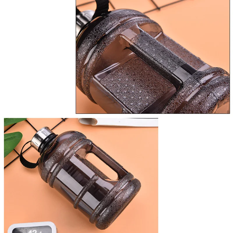 Outdoor Water Bottle Portable Plastic Large Capacity Water Bottle Kettle with Handle for Hiking THJ99
Outdoor Water Bottle Portable Plastic Large Capacity Water Bottle Kettle with Handle for Hiking THJ99