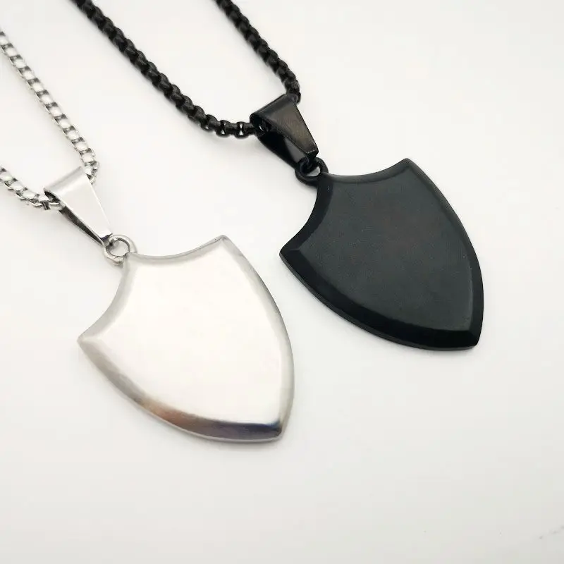 New 3 Colors Shield Pendant Male Necklace Saint Shield Protection Stainless Steel Charm Necklace Men Hip Hop Jewelry Fashion
New 3 Colors Shield Pendant Male Necklace Saint Shield Protection Stainless Steel Charm Necklace Men Hip Hop Jewelry Fashion