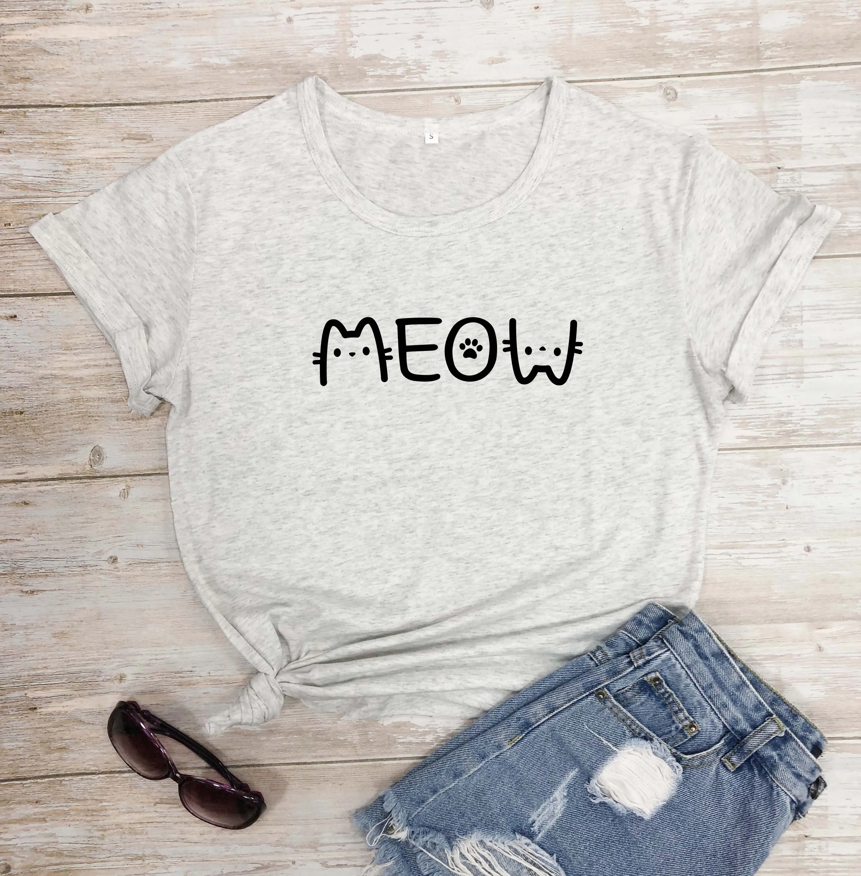 Meow забавный кот lover Графический Милая женская мода унисекс из чистого хлопка вечерние уличные подарки для девочек Футболка каваи для фотосъ...
Meow забавный кот lover Графический Милая женская мода унисекс из чистого хлопка вечерние уличные подарки для девочек Футболка каваи для фотосъ...