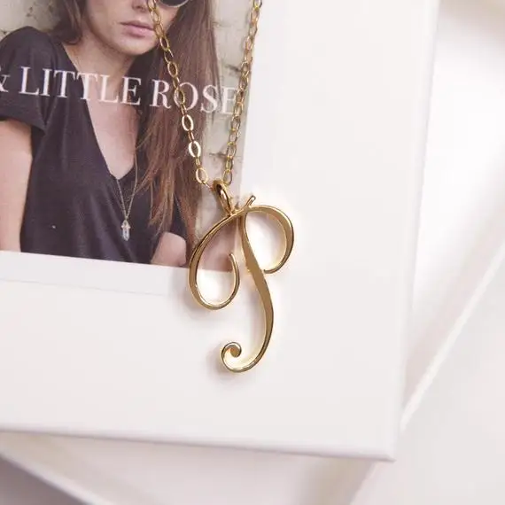 10pcs Family name gift Initial Letter P monogram alphabet Stainless steel alloy 26 English word sign pendant Necklace jewelry
10pcs Family name gift Initial Letter P monogram alphabet Stainless steel alloy 26 English word sign pendant Necklace jewelry