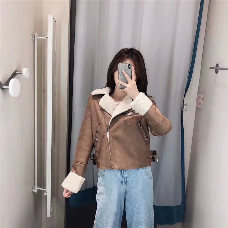 TMODA1485 Za 2021 Winter Women's Bomber Jacket Warm Motorcycle Velvet Coat Lady Long Sleeve Short Jacket Female Outwear Tops
TMODA1485 Za 2021 Winter Women's Bomber Jacket Warm Motorcycle Velvet Coat Lady Long Sleeve Short Jacket Female Outwear Tops