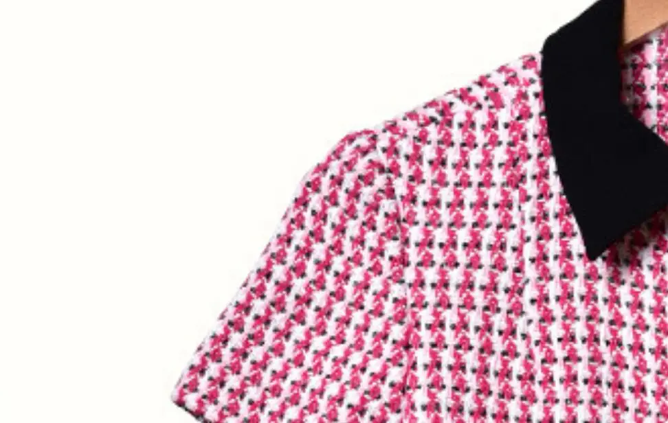 2020 Spring/Summer New Turn Down Collar Tweed Short Sleeve Knit Mini Dress
2020 Spring/Summer New Turn Down Collar Tweed Short Sleeve Knit Mini Dress