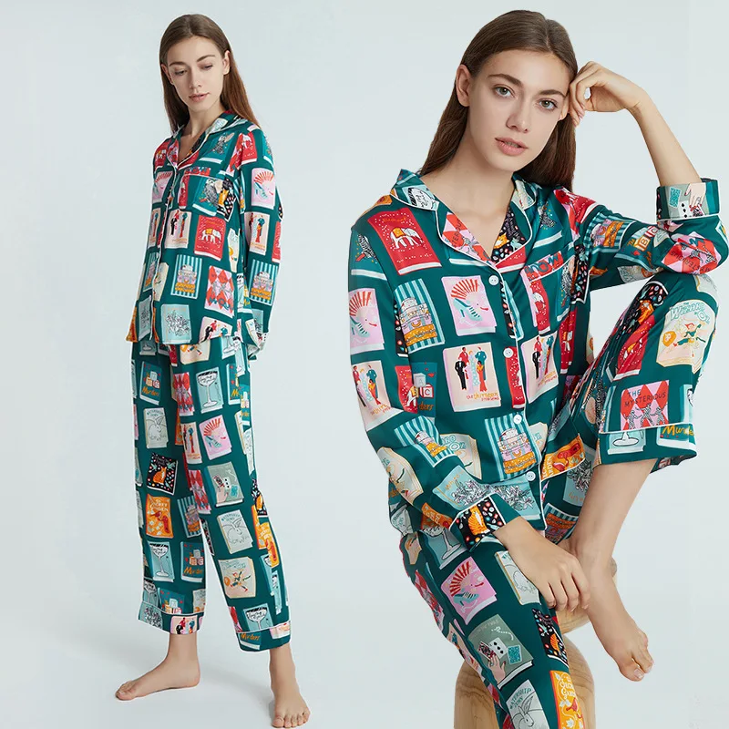 Spring Summer 2021 Silk Long-sleeved Trousers Ladies Pajamas Two Pieces Suit Fashion Print Long Pajamas Thin Women Home Service
Spring Summer 2021 Silk Long-sleeved Trousers Ladies Pajamas Two Pieces Suit Fashion Print Long Pajamas Thin Women Home Service