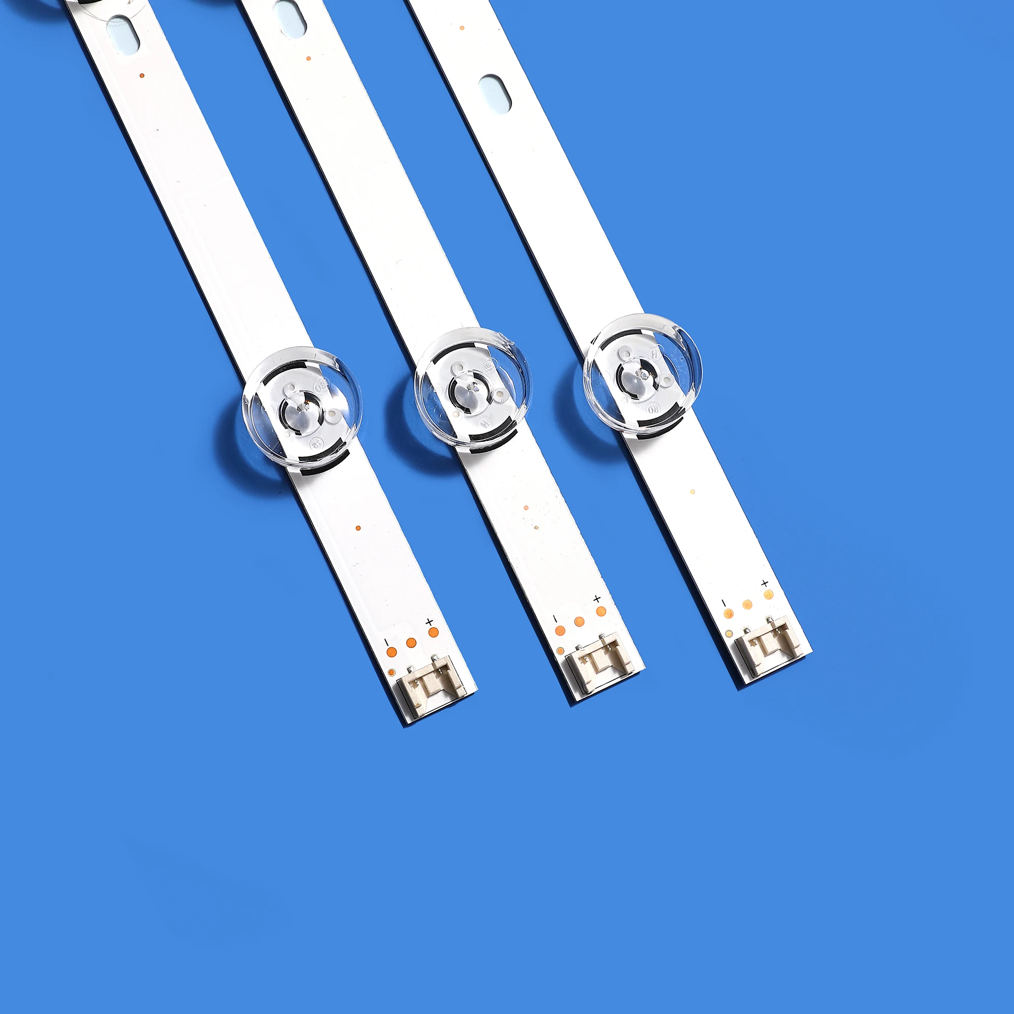 LED strip for AGF78400001 32lb551u 32LF580U 32LX341C 32LY345C 32LB560B 32LB563U 32LB565U 32LB572V 32LF560U 32LF560V 32LF562V
LED strip for AGF78400001 32lb551u 32LF580U 32LX341C 32LY345C 32LB560B 32LB563U 32LB565U 32LB572V 32LF560U 32LF560V 32LF562V