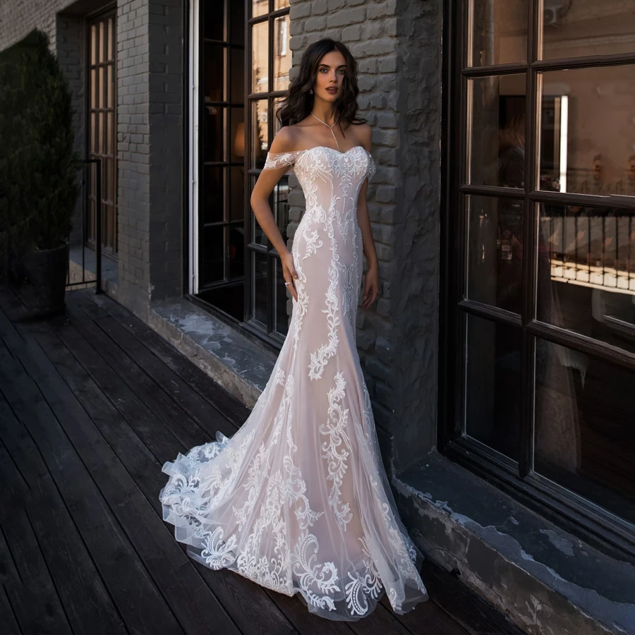Off the Shoulder Sheath Slim Lace Applique Chmpagne Wedding Dress Long Customized Made Bridal Dress vestido noiva curto
Off the Shoulder Sheath Slim Lace Applique Chmpagne Wedding Dress Long Customized Made Bridal Dress vestido noiva curto