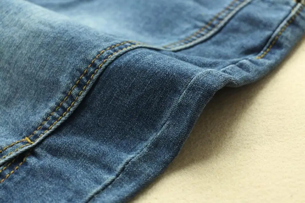 New summer women High Waisted Denim Skirt female Package Hips Jeans Slight Split mini Vintage jeans skirt s106
New summer women High Waisted Denim Skirt female Package Hips Jeans Slight Split mini Vintage jeans skirt s106