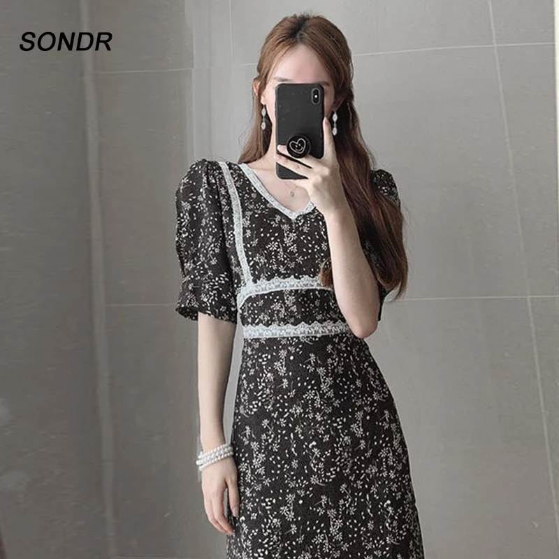 Korean One-Piece Dress V-Neck Chiffon Long Dress Women 2020 Summer Floral Print High Waist Midi Dresses Mori Girl Sweet Dresses
Korean One-Piece Dress V-Neck Chiffon Long Dress Women 2020 Summer Floral Print High Waist Midi Dresses Mori Girl Sweet Dresses