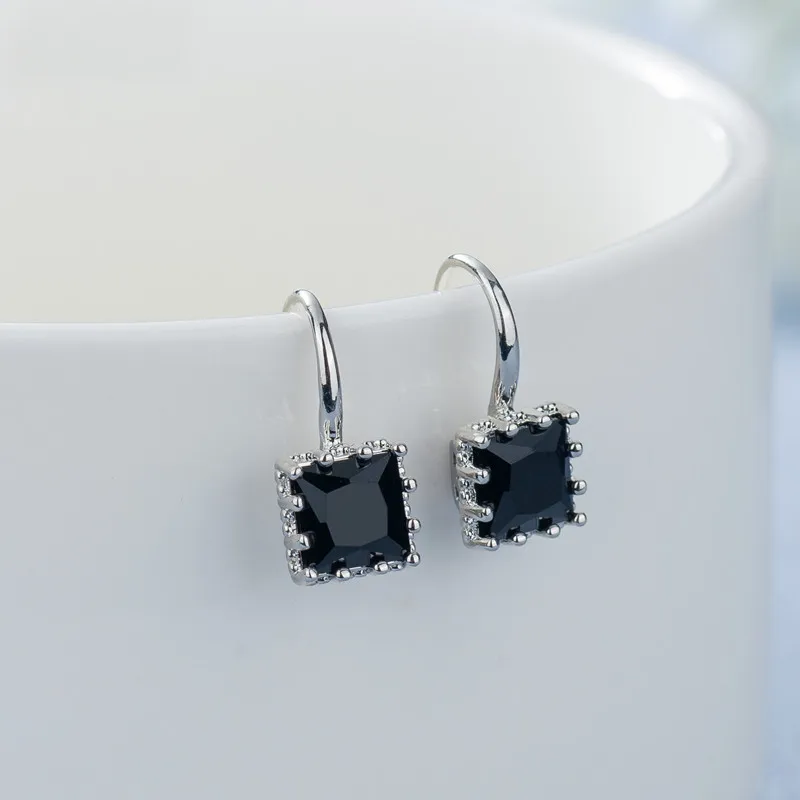 Natural Obsidian Gemstone Jewelry Stud Earring for Women Square Fine Silver 925 Jewelry Bizuteria Aros Mujer Oreja Earring Girls
Natural Obsidian Gemstone Jewelry Stud Earring for Women Square Fine Silver 925 Jewelry Bizuteria Aros Mujer Oreja Earring Girls