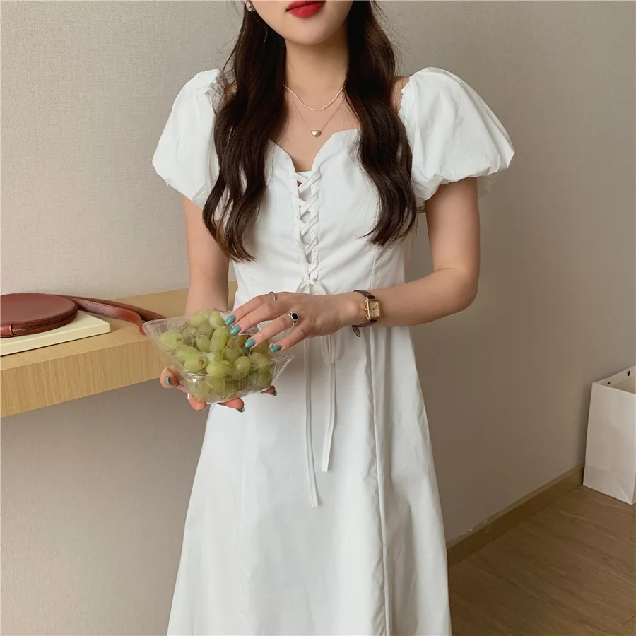 Summer Women's White Dress Vintage Lace-up V-Leck Puff Sleeve A-Line Dress Loose Solid Vestidos
Summer Women's White Dress Vintage Lace-up V-Leck Puff Sleeve A-Line Dress Loose Solid Vestidos