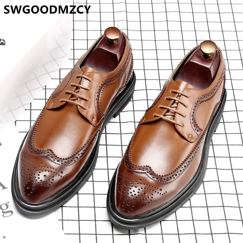 Mens Dress Shoes Real Leather Brogue Shoes Men Formal Evening Dress Men Business Shoes Leather Pointed Coiffeur Zapato Hombre
Mens Dress Shoes Real Leather Brogue Shoes Men Formal Evening Dress Men Business Shoes Leather Pointed Coiffeur Zapato Hombre
