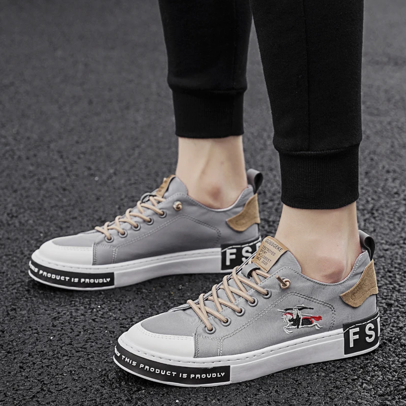 Men's Fashion Black Comfortable Canvas Sneakers New Arrivals Vulcanize Shoes Men Outdoor Trainers Casual Shoes Zapatillas Hombre
Men's Fashion Black Comfortable Canvas Sneakers New Arrivals Vulcanize Shoes Men Outdoor Trainers Casual Shoes Zapatillas Hombre