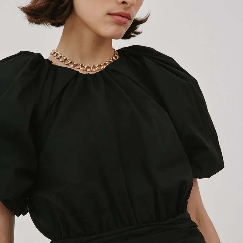 Summer new women's waist hip skirt solid color round neck bubble sleeve temperament slim slim short dress 
Summer new women's waist hip skirt solid color round neck bubble sleeve temperament slim slim short dress