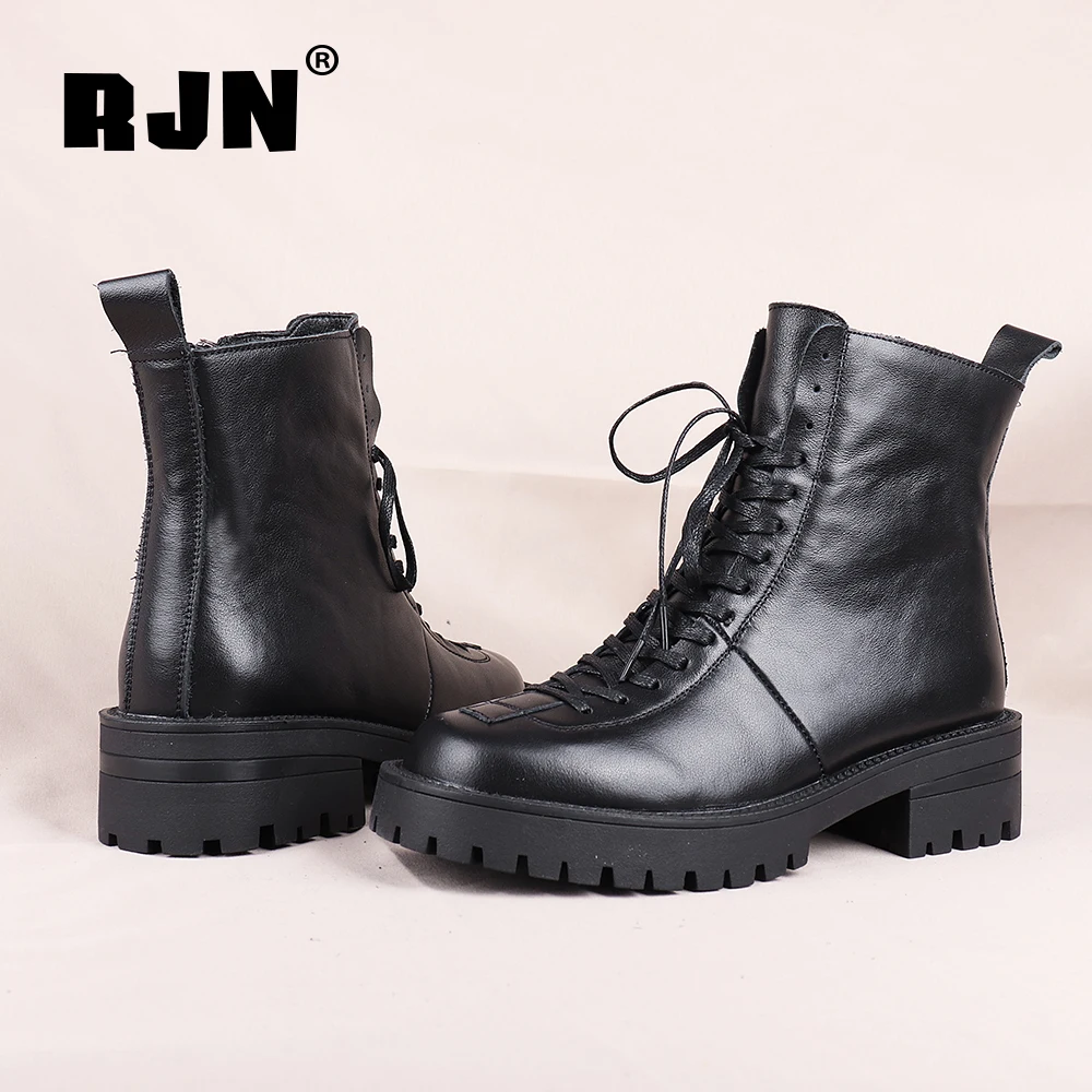 RJN Genuine Leather Women Ankle Boots Lace Up Warm Winter Non-slip Rubber Platform Stylish 2020 New Women's Shoes RC844
RJN Genuine Leather Women Ankle Boots Lace Up Warm Winter Non-slip Rubber Platform Stylish 2020 New Women's Shoes RC844