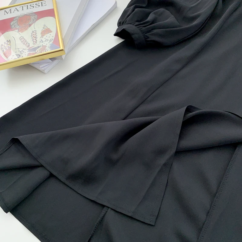 KUSAHIKI Dresses Spring Women Vintage Square Collar Dress 2021 Puff Sleeve Square Collar High Waist A-line Split Vestidos 6F253 
KUSAHIKI Dresses Spring Women Vintage Square Collar Dress 2021 Puff Sleeve Square Collar High Waist A-line Split Vestidos 6F253