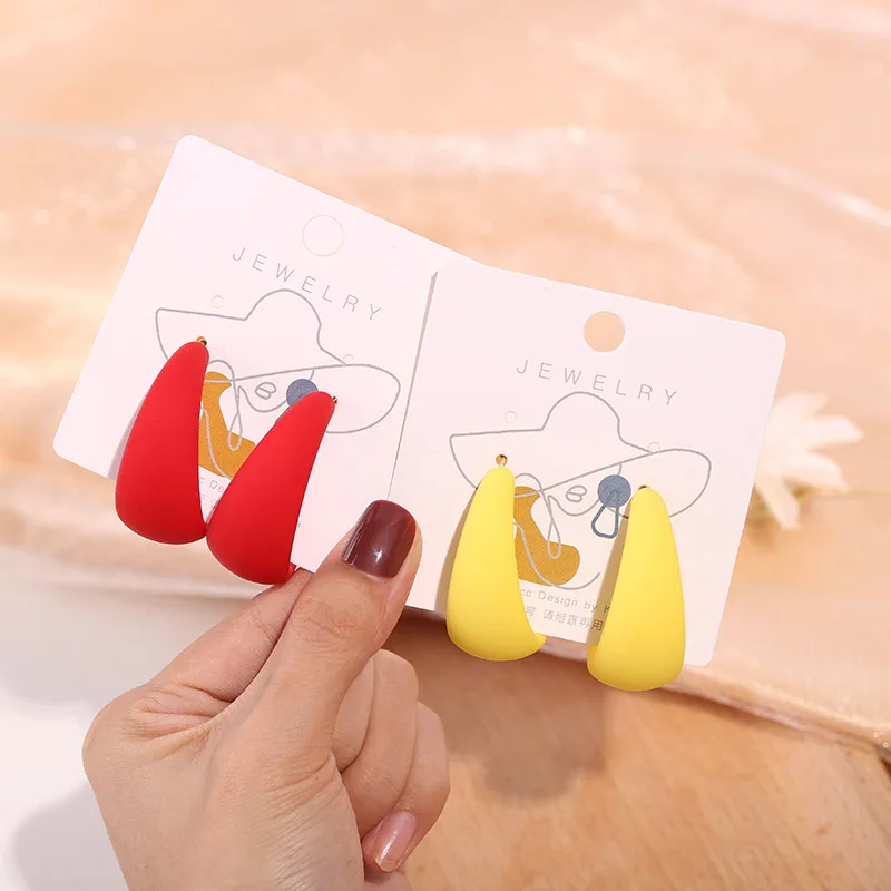 женские украшения aretes de acero inoxidable para mujer Women's earrings 2021 new geometric semicircle c-shaped earrings עגילים
женские украшения aretes de acero inoxidable para mujer Women's earrings 2021 new geometric semicircle c-shaped earrings עגילים
