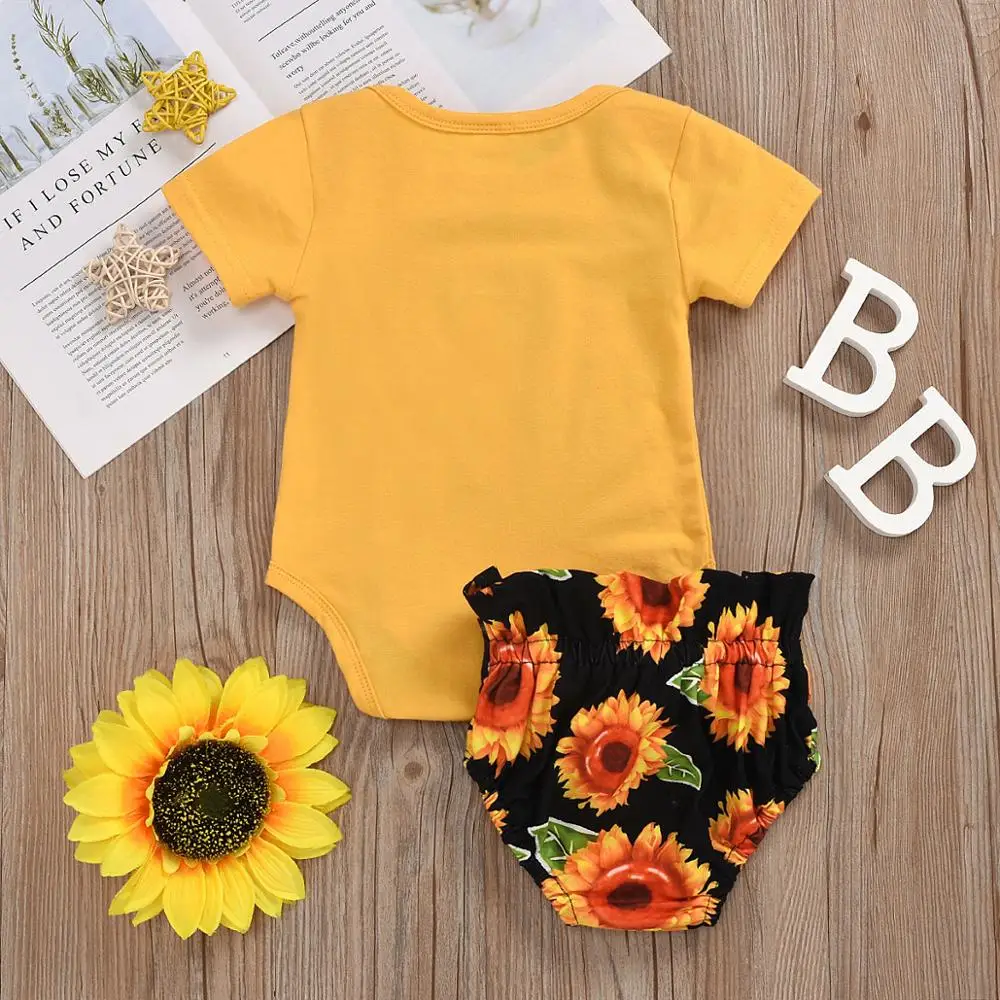 0-18M New Summer Newborn Infant Baby Girls Clothes Sets Sunflowers Print Short Sleeve Romper Shorts Headband Outfits
0-18M New Summer Newborn Infant Baby Girls Clothes Sets Sunflowers Print Short Sleeve Romper Shorts Headband Outfits