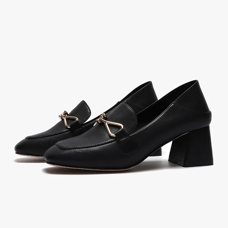 Platform Shoes Women's Loafers Genuine Leather Metal Chain Decor Wedge Heel for Woman Pumps Shoes for Women 2021 Designer Heels
Platform Shoes Women's Loafers Genuine Leather Metal Chain Decor Wedge Heel for Woman Pumps Shoes for Women 2021 Designer Heels