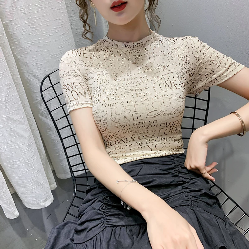 New Fashion Bronzing Letter Cropped T Shirts Women Shiny Streetwear Slim Fit Tops Tee Shirt Elastic Knitwear Short Sleeve Tshirt
New Fashion Bronzing Letter Cropped T Shirts Women Shiny Streetwear Slim Fit Tops Tee Shirt Elastic Knitwear Short Sleeve Tshirt