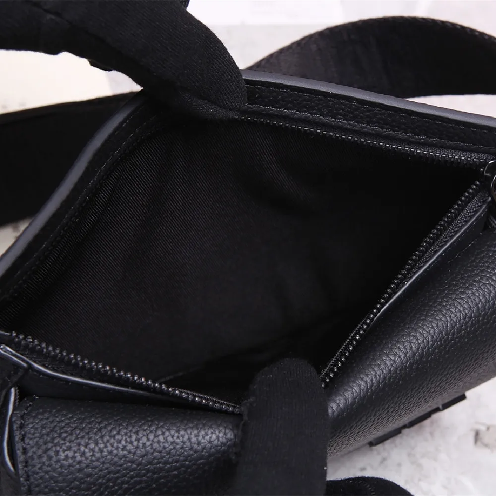 2021 new luxury high-quality leather multifunctional belt bag
2021 new luxury high-quality leather multifunctional belt bag