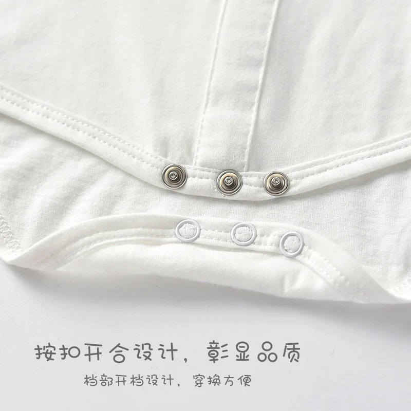 Brand Children's Clothing, Baby One-piece Clothes, Spring Baby Pack Fart Clothes, Boy Gentleman Bow Tie Triangle Creeping Clo
Brand Children's Clothing, Baby One-piece Clothes, Spring Baby Pack Fart Clothes, Boy Gentleman Bow Tie Triangle Creeping Clo