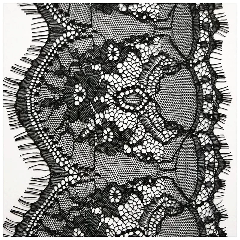 New Hot 15 cm Wide Voile Embroidered Lace trim White Black Shiny Eyelash Fabric Lace Sewing Applique Wedding Decoration
New Hot 15 cm Wide Voile Embroidered Lace trim White Black Shiny Eyelash Fabric Lace Sewing Applique Wedding Decoration