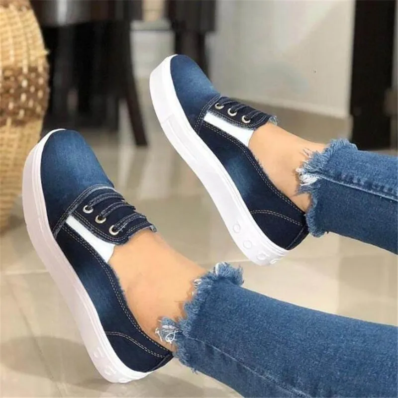 Large size flying womens canvas shoes new fashion casual women shoes running women's bottom platform sneakers sports loafers
Large size flying womens canvas shoes new fashion casual women shoes running women's bottom platform sneakers sports loafers